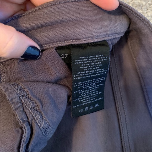 J Brand Alana High Rise Crop Distressed Skinny- 27 - Picture 6 of 6